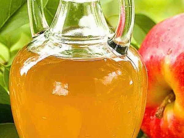 apple-vinegar-1200x800
